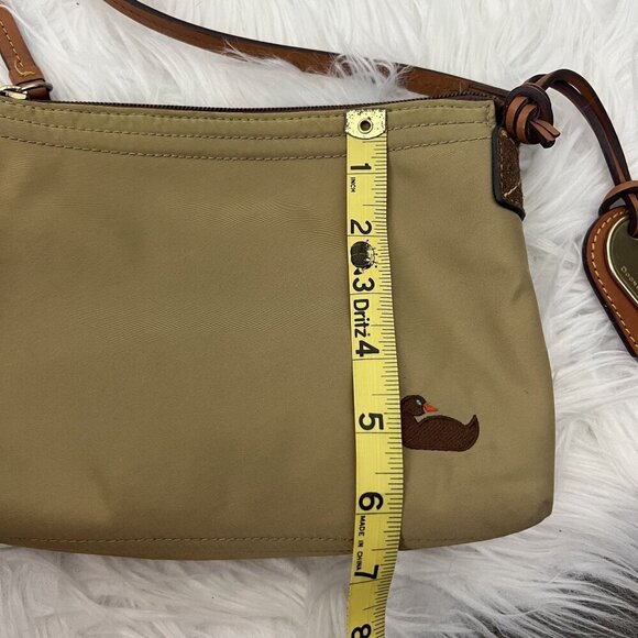 Vintage Dooney & Bourke Nylon Tan Crossbody Bag - Picture 7 of 13